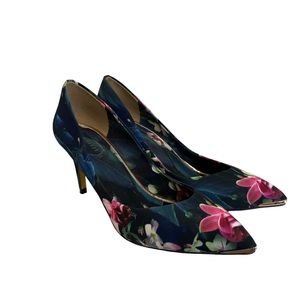 Ted Baker London Neevo 4 Pointed Heels - Fuchsia - Pink